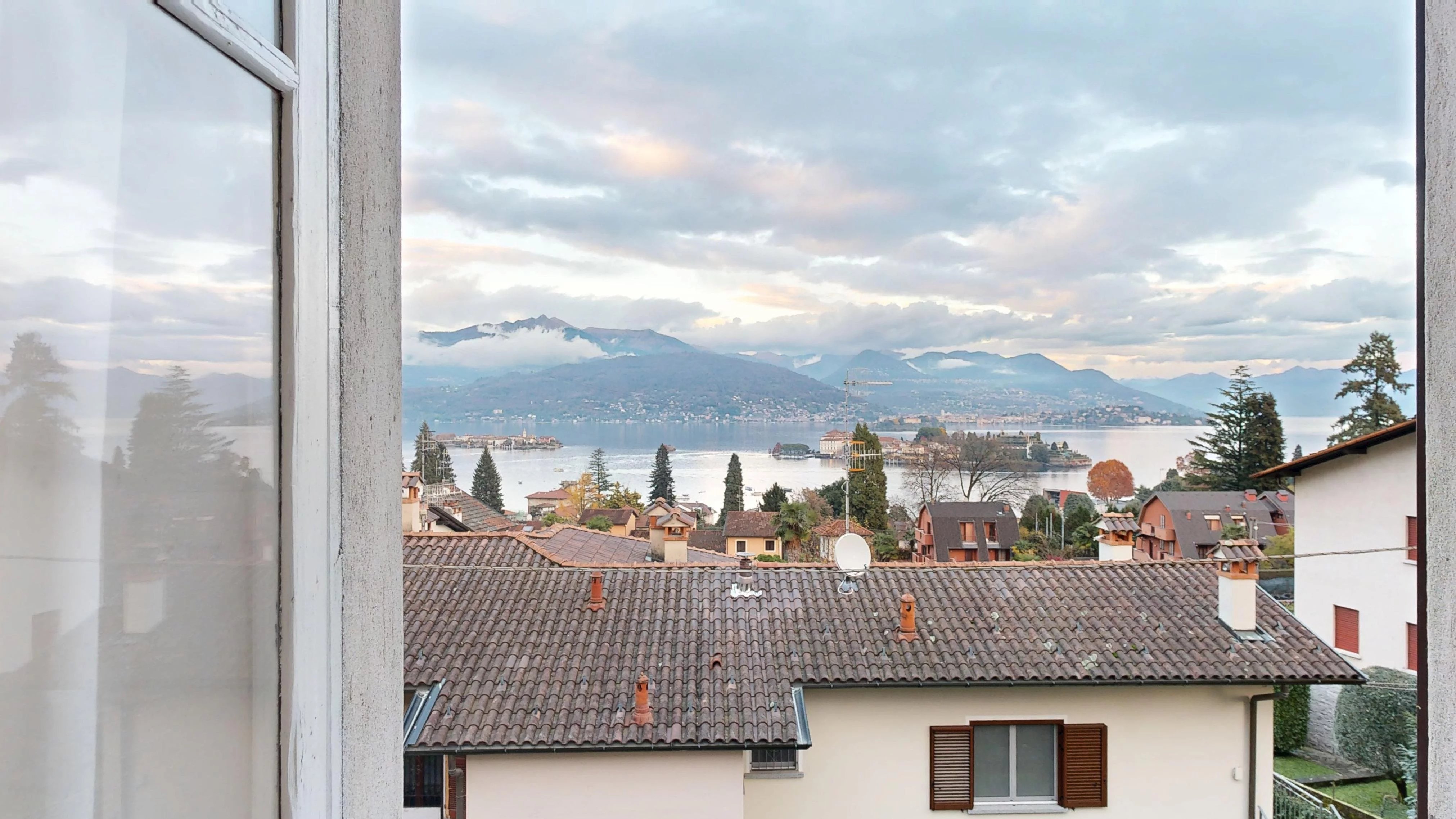 Vrijstaande woning Vrijstaand huis in Carciano in Stresa