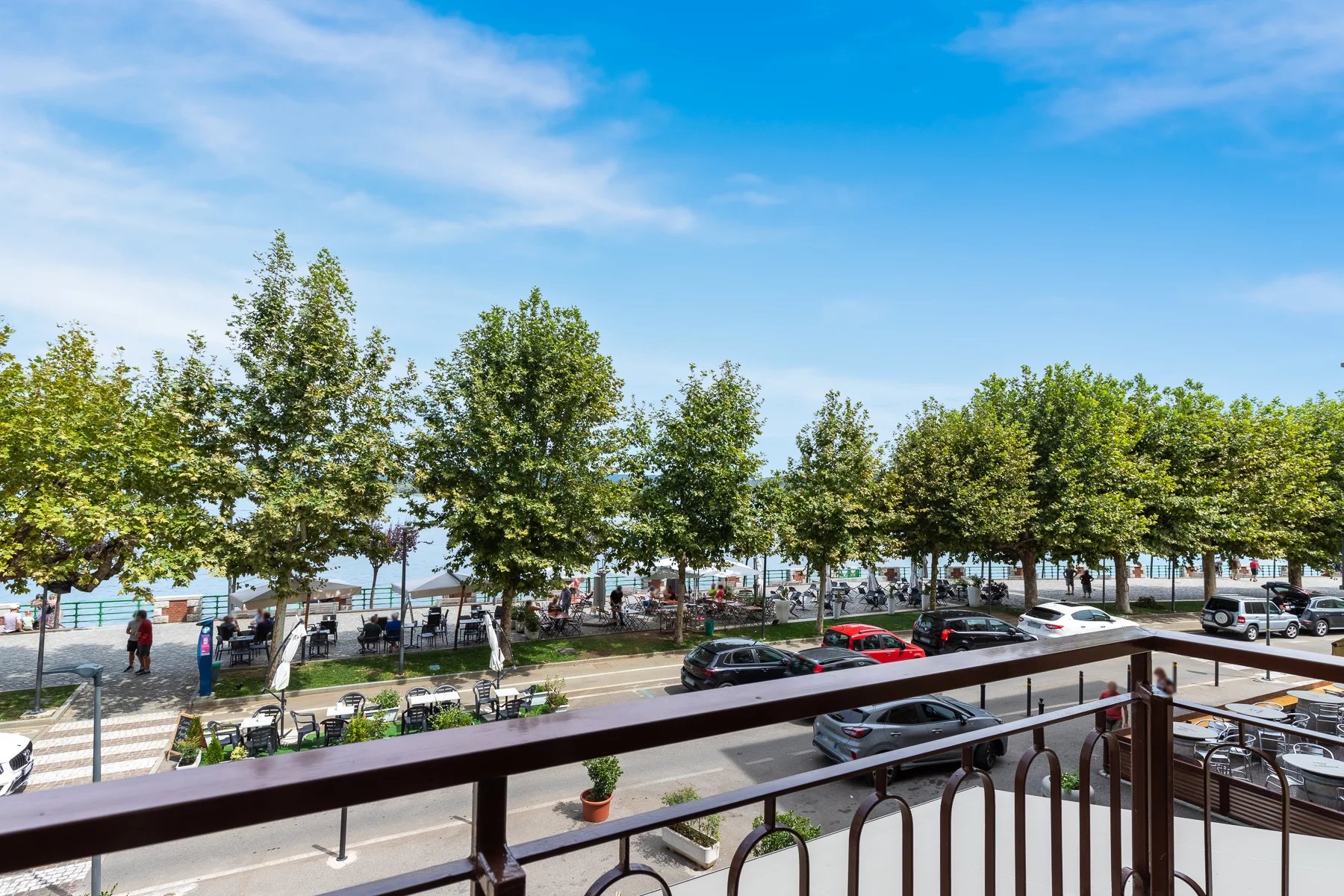 Appartement Elegant appartement aan het Lago Maggiore in Arona in Arona