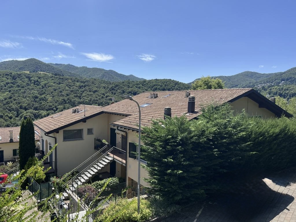 Appartement Monolocale in Scaria Lanzo Intelvi met extra ruimte op zolder in Scaria, Alta Valle Intelvi, Lanzo Intelvi