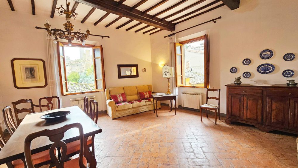 Ruim appartement met terras in historisch San Gimignano - Foto 1